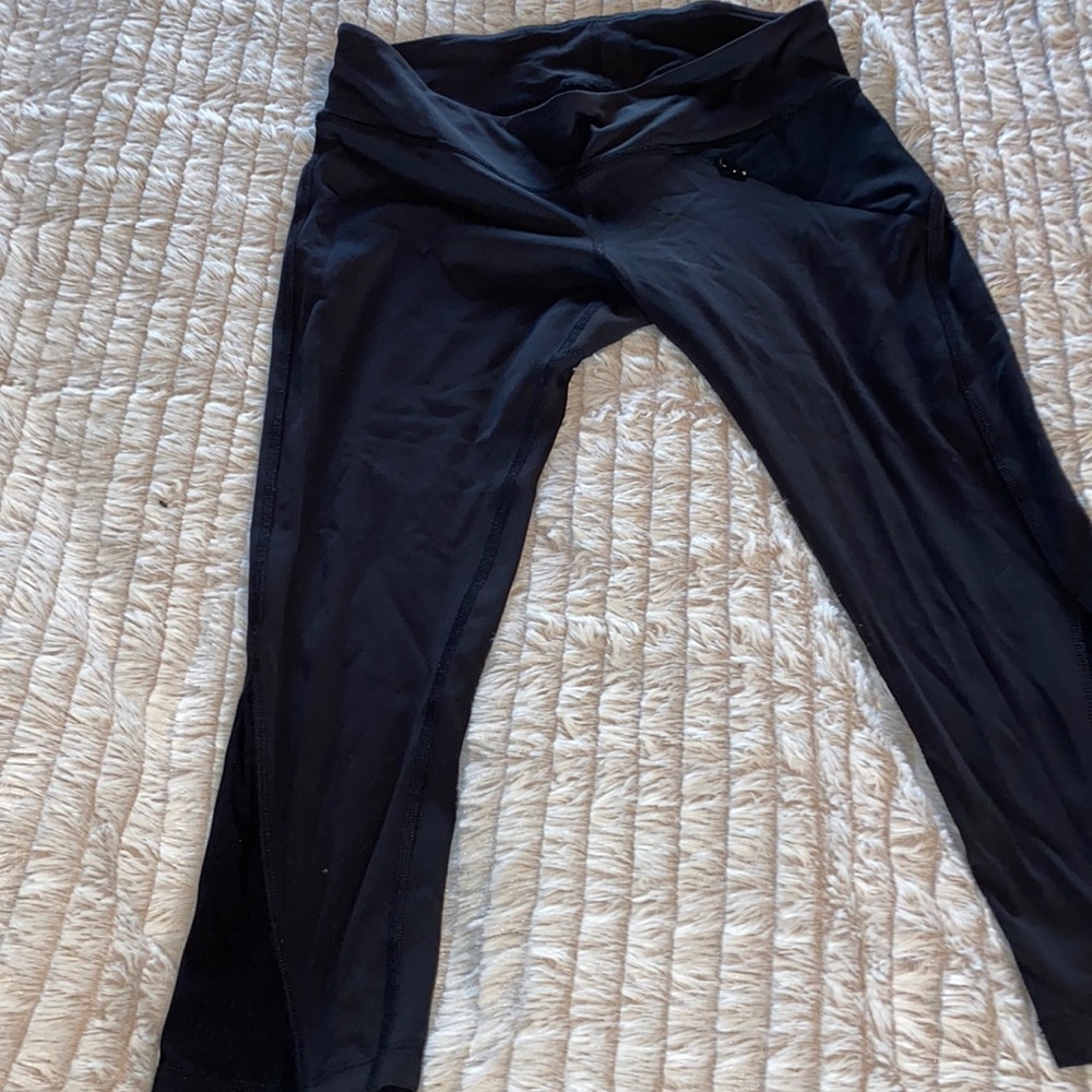 Black Capri leggings